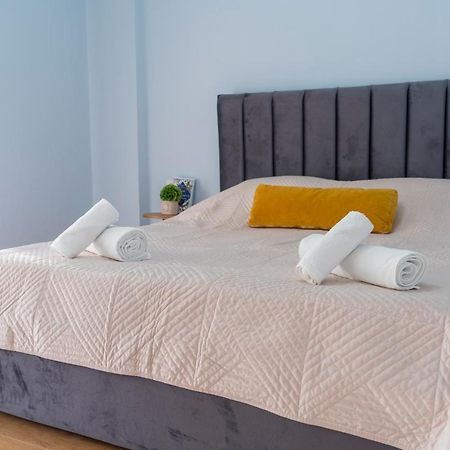 Cane Apartment New Bazaar Tirana Kültér fotó